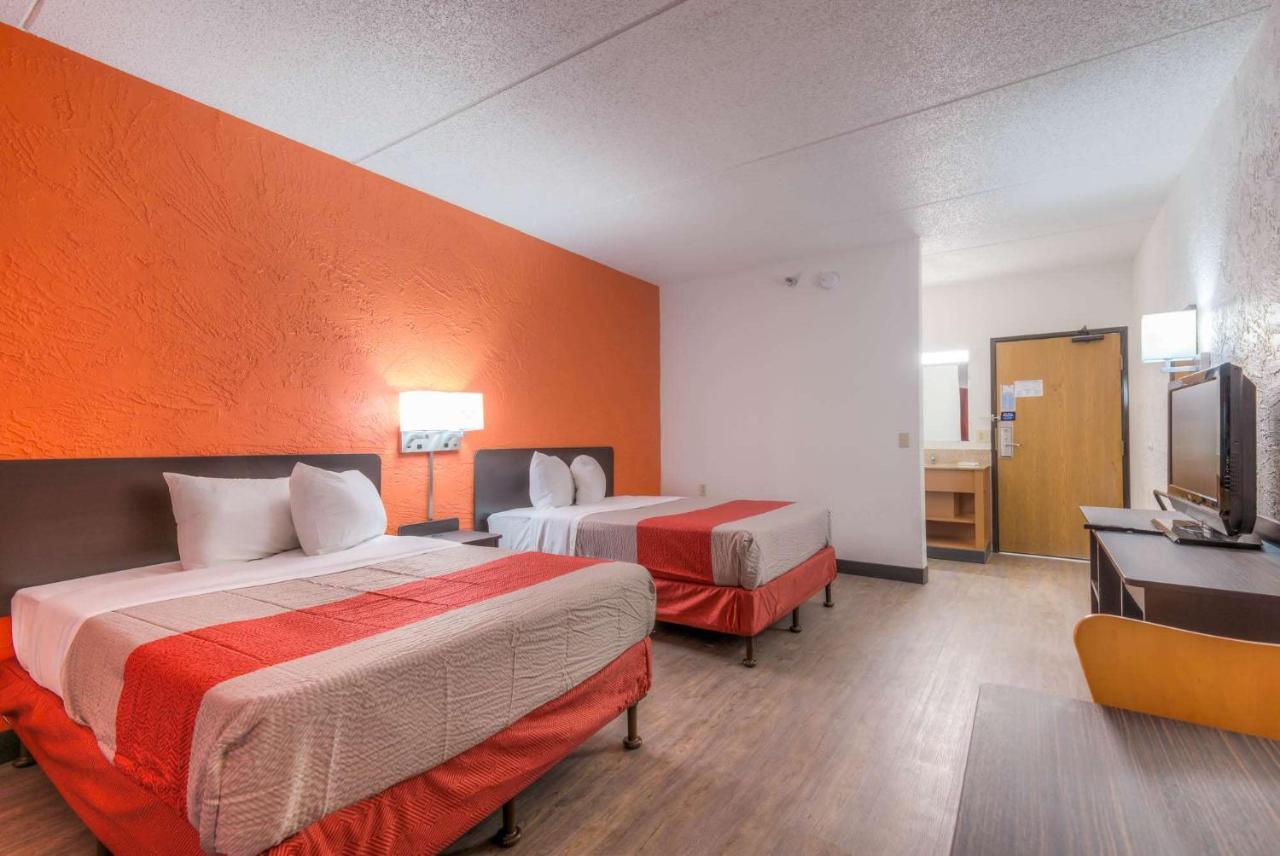 Motel 6-Bridgeview, Il Eksteriør billede