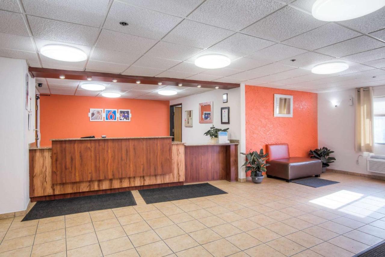 Motel 6-Bridgeview, Il Eksteriør billede
